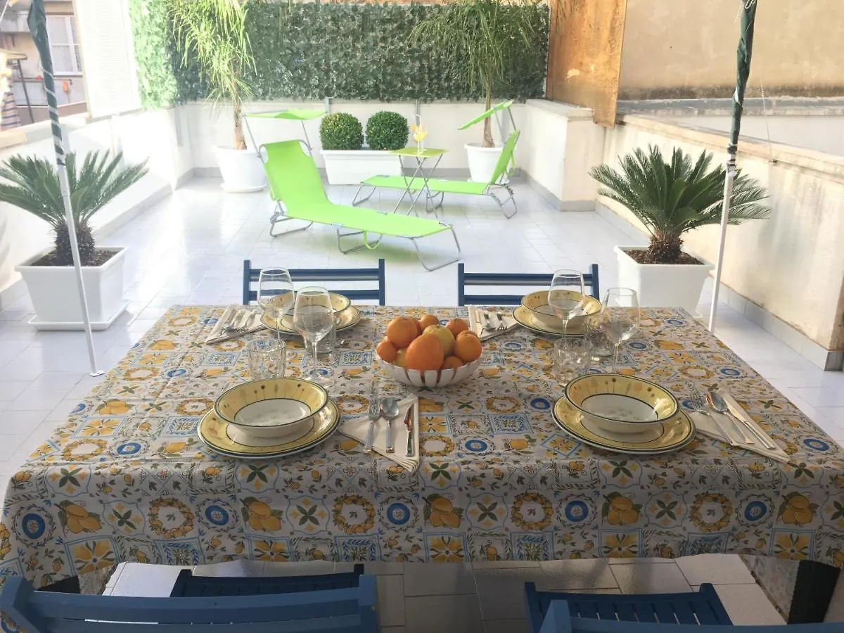 Sofi Apartment باليرمو