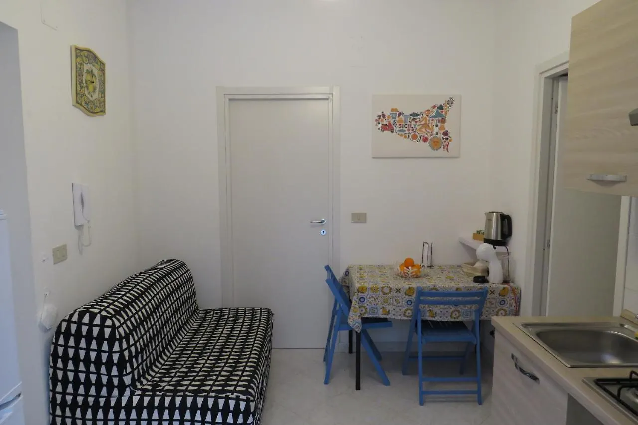 Sofi Apartment باليرمو إيطاليا